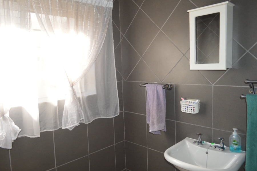 2 Bedroom Property for Sale in Doringkruin North West